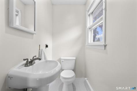 17 Albion Street Naugatuck CT 06770