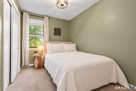 17 Albion Street Naugatuck CT 06770