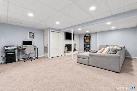 17 Albion Street Naugatuck CT 06770
