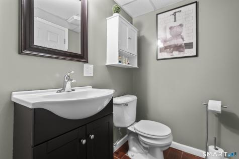 17 Albion Street Naugatuck CT 06770
