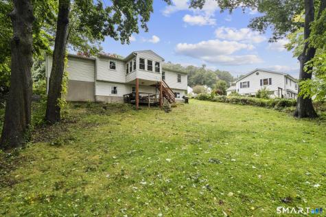 17 Albion Street Naugatuck CT 06770