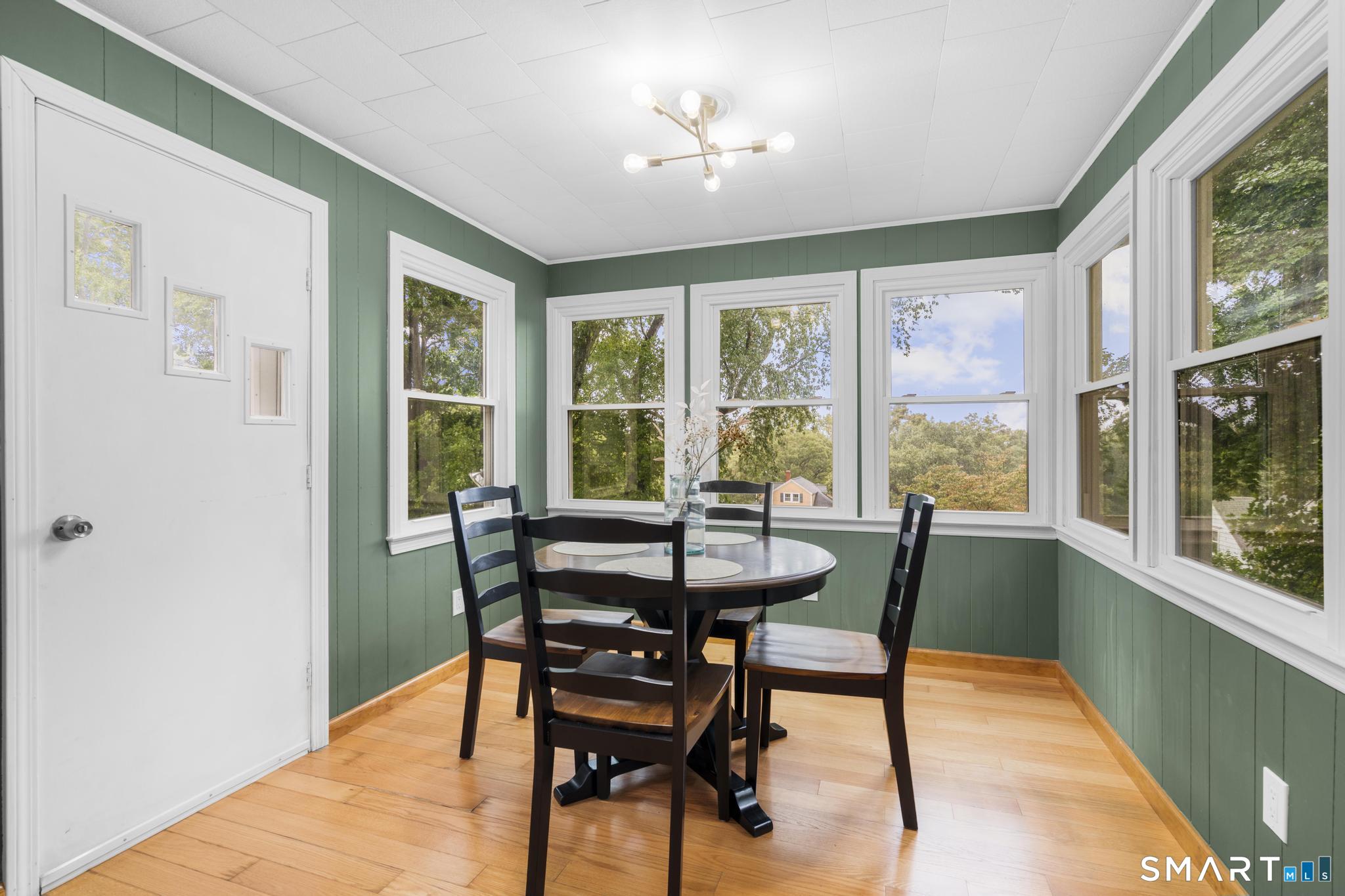 17 Albion Street Naugatuck CT 06770