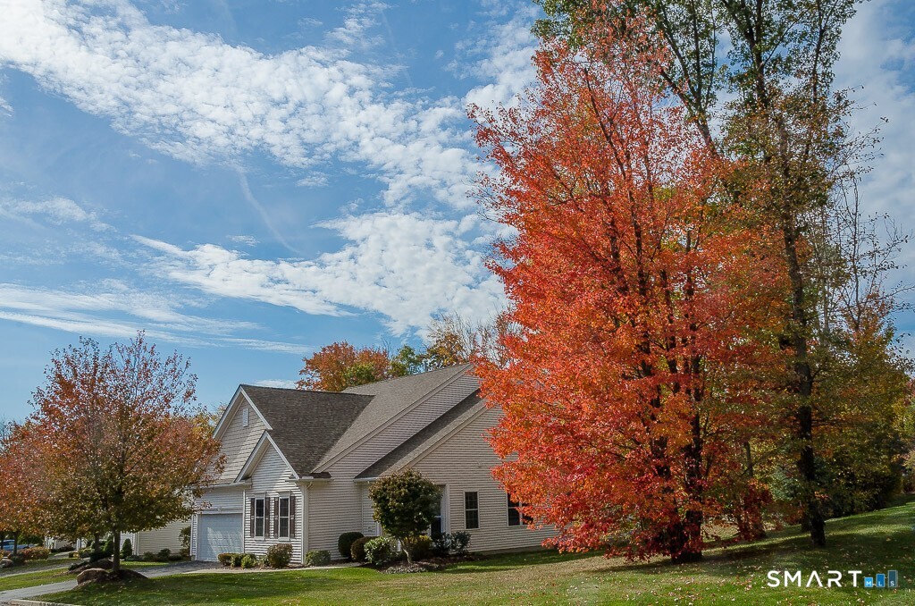 146 Country Club Drive Oxford CT 06478