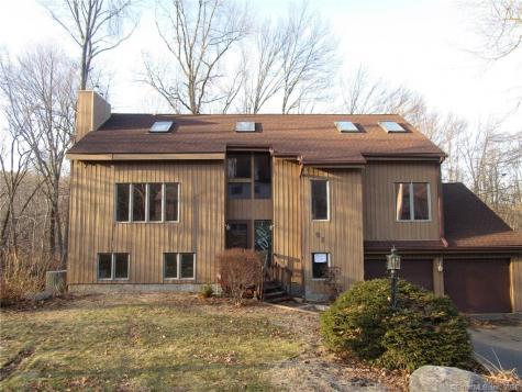 91 Hideaway Lane Hamden CT 06518