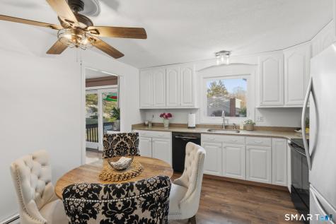 92 Laurel Lane Simsbury CT 06070