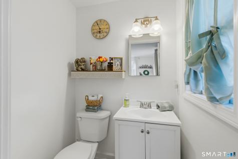 92 Laurel Lane Simsbury CT 06070