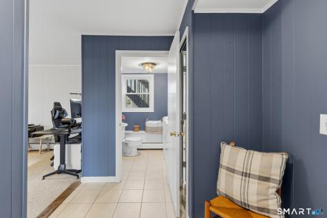 92 Laurel Lane Simsbury CT 06070