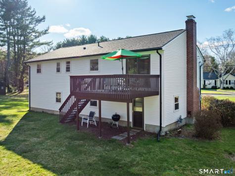 92 Laurel Lane Simsbury CT 06070