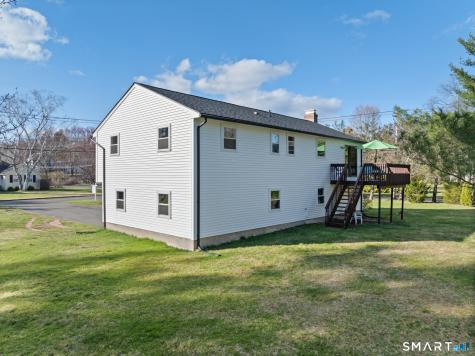 92 Laurel Lane Simsbury CT 06070