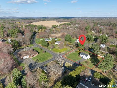 92 Laurel Lane Simsbury CT 06070