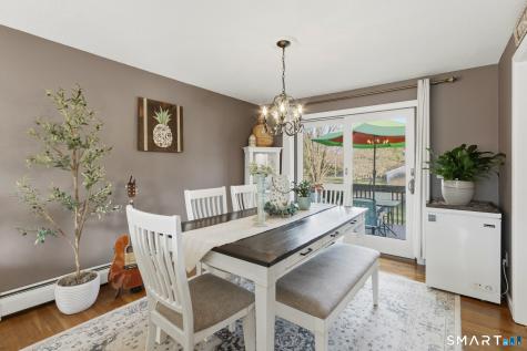 92 Laurel Lane Simsbury CT 06070