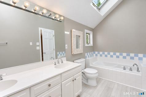 7 Cliffmore Road West Hartford CT 06107