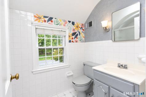 7 Cliffmore Road West Hartford CT 06107