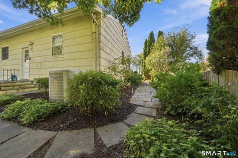 23 Clara Drive Norwalk CT 06851