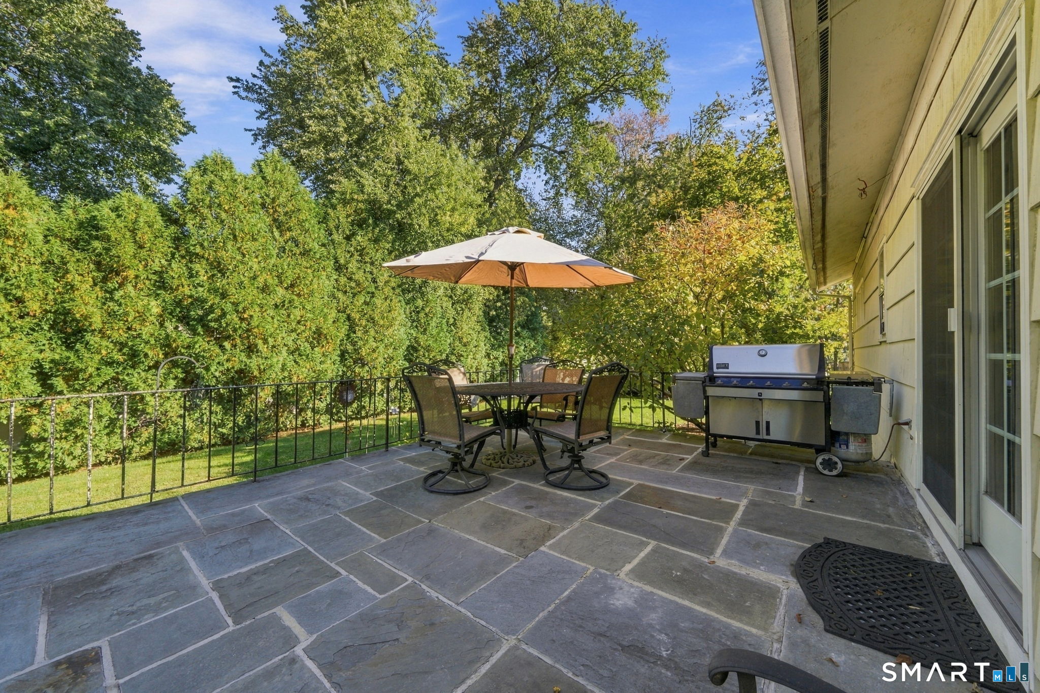 23 Clara Drive Norwalk CT 06851
