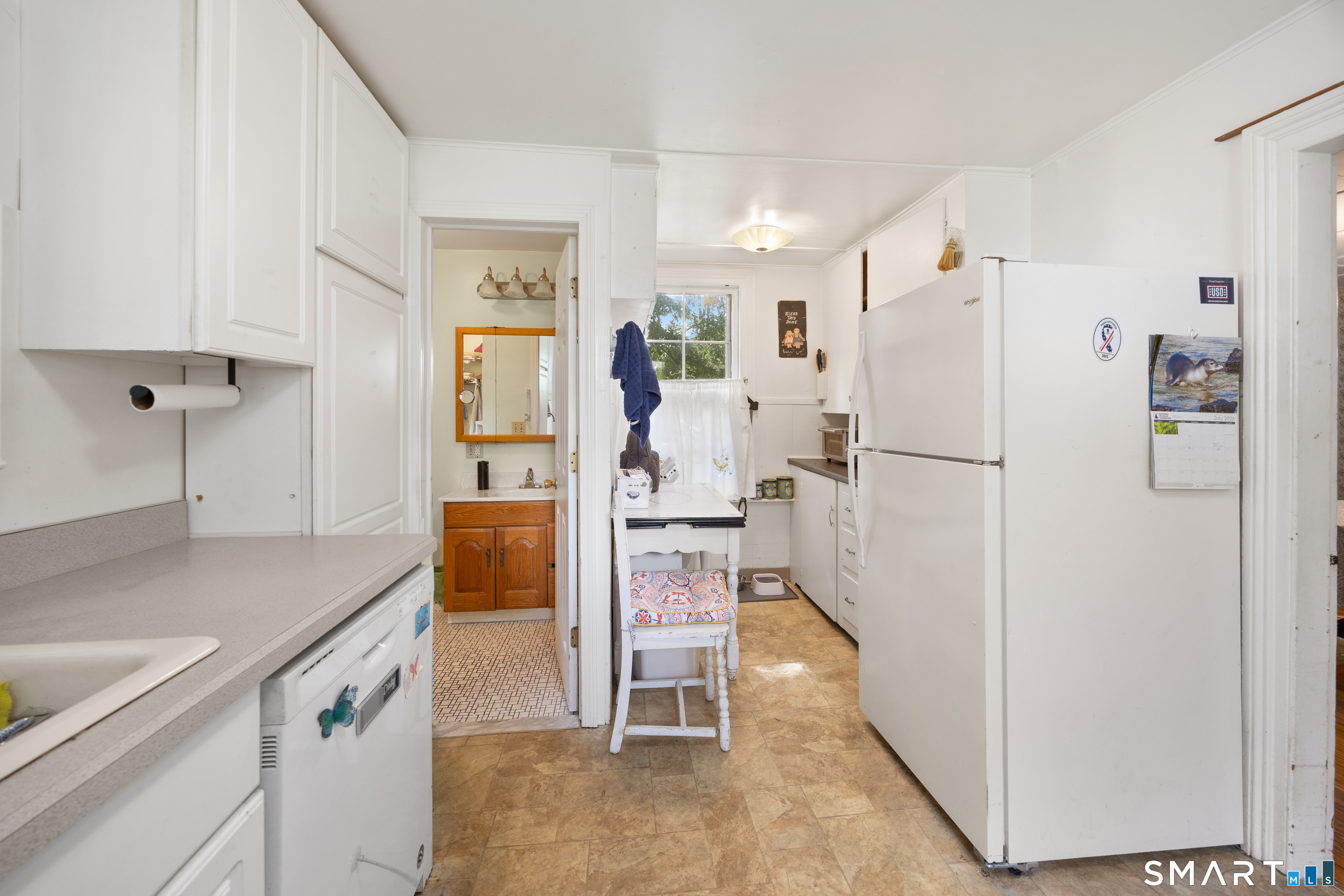 54 Litchfield Road Watertown CT 06795