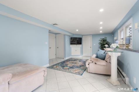48 Jefferson Circle Clinton CT 06413