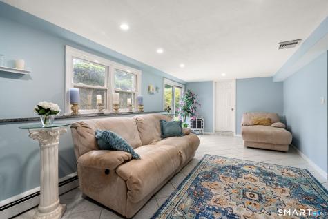 48 Jefferson Circle Clinton CT 06413