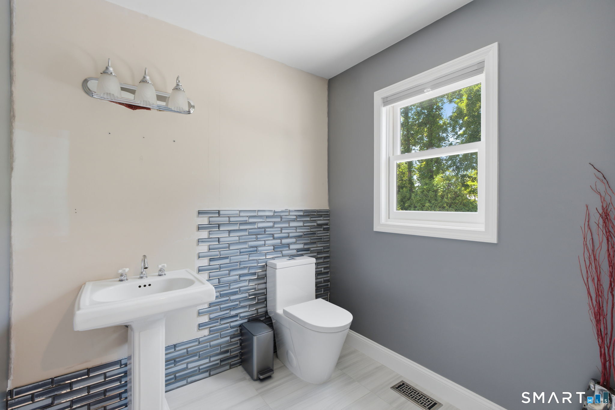 35 Forest Hills Drive Farmington CT 06032