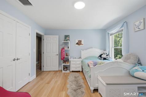 35 Forest Hills Drive Farmington CT 06032