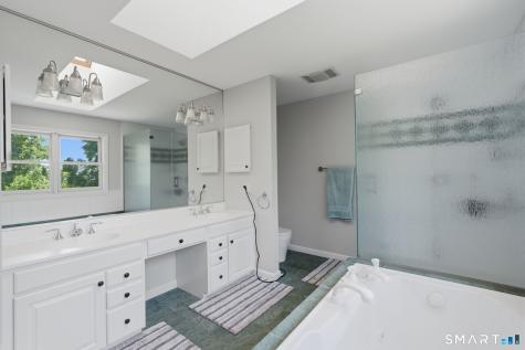 35 Forest Hills Drive Farmington CT 06032