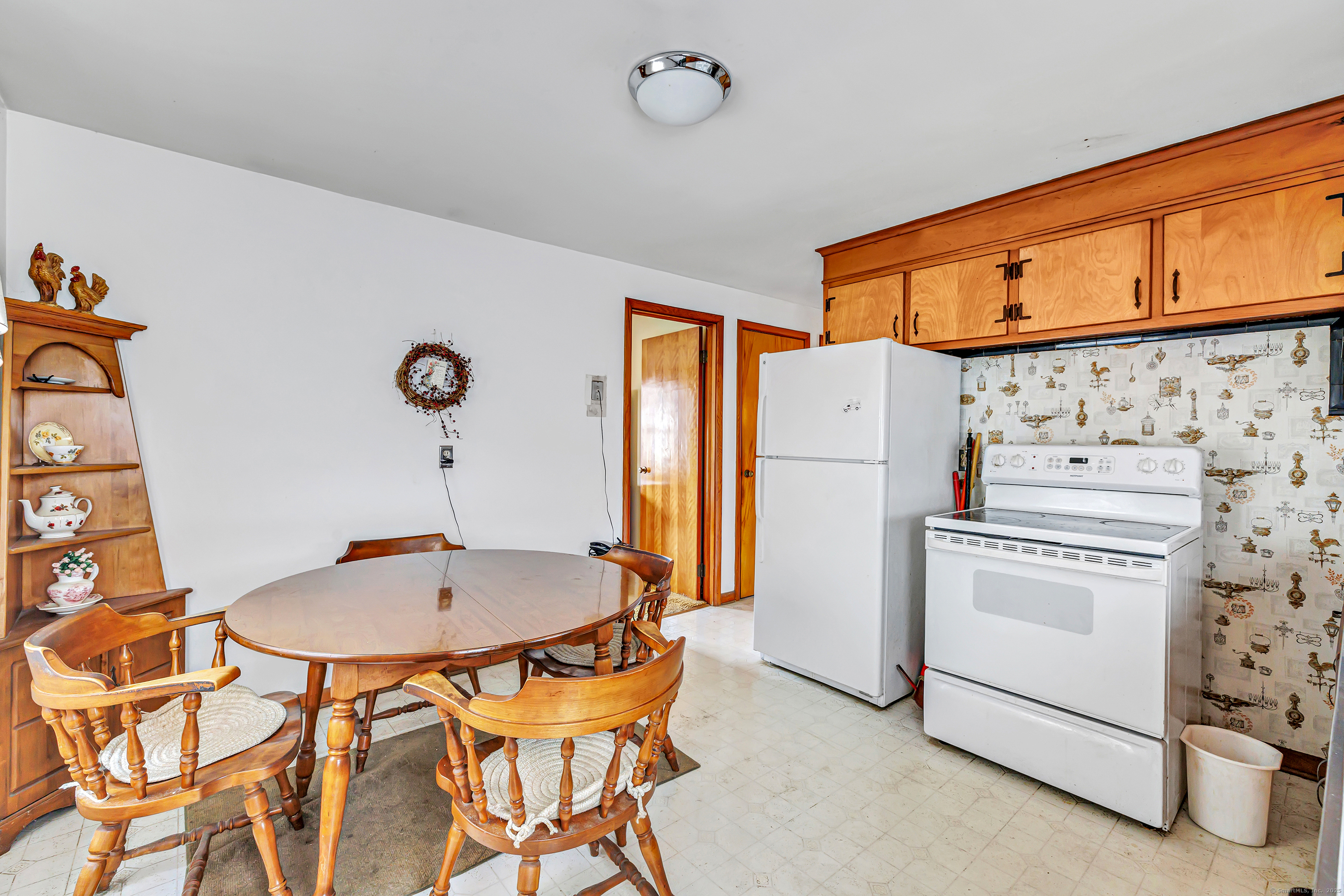 330 Oakwood Street Bridgeport CT 06606