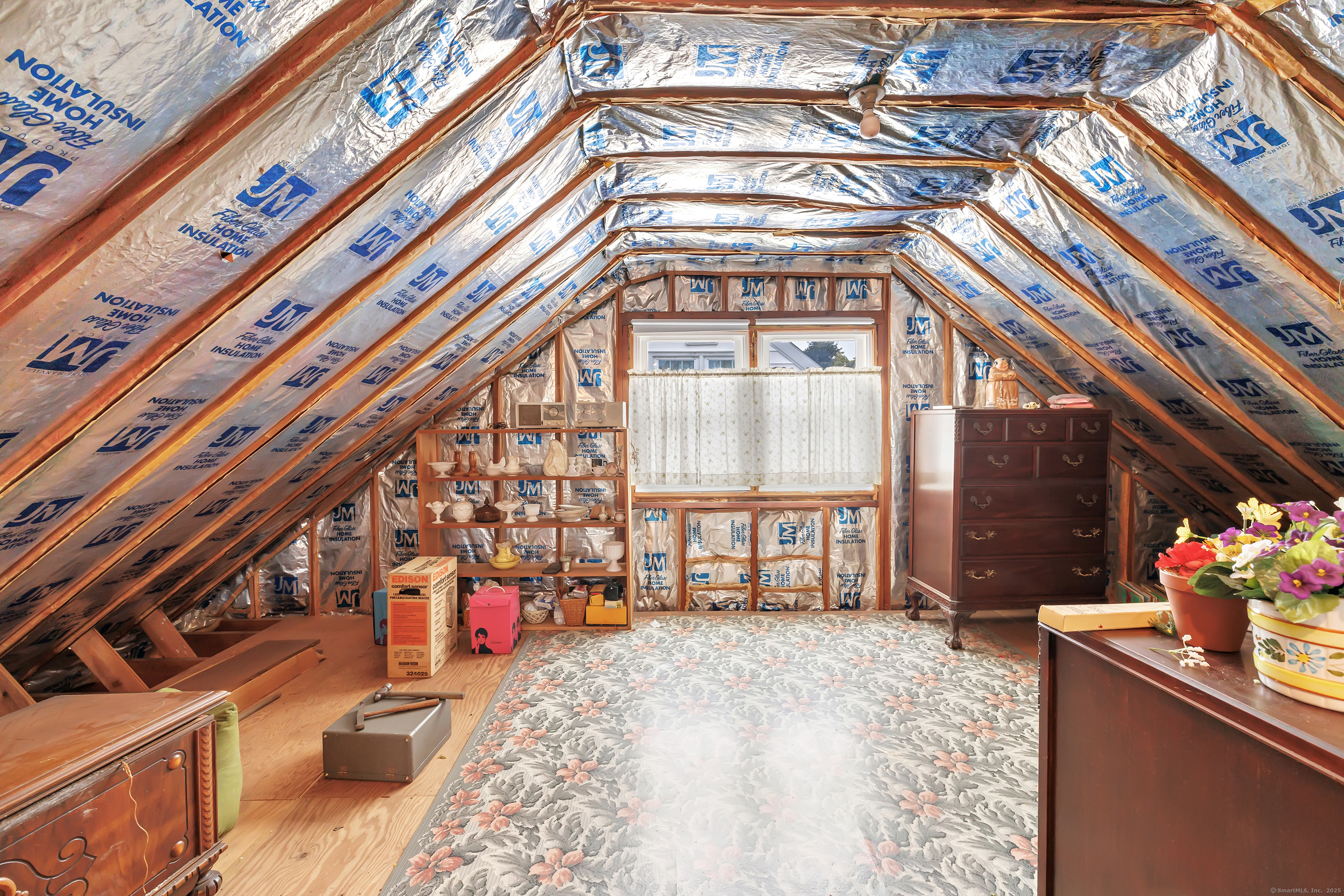 330 Oakwood Street Bridgeport CT 06606