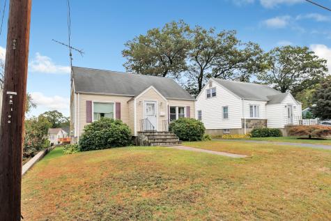 330 Oakwood Street Bridgeport CT 06606
