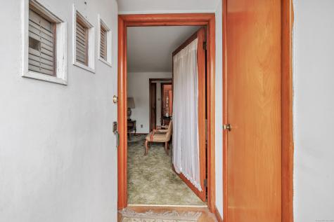 330 Oakwood Street Bridgeport CT 06606