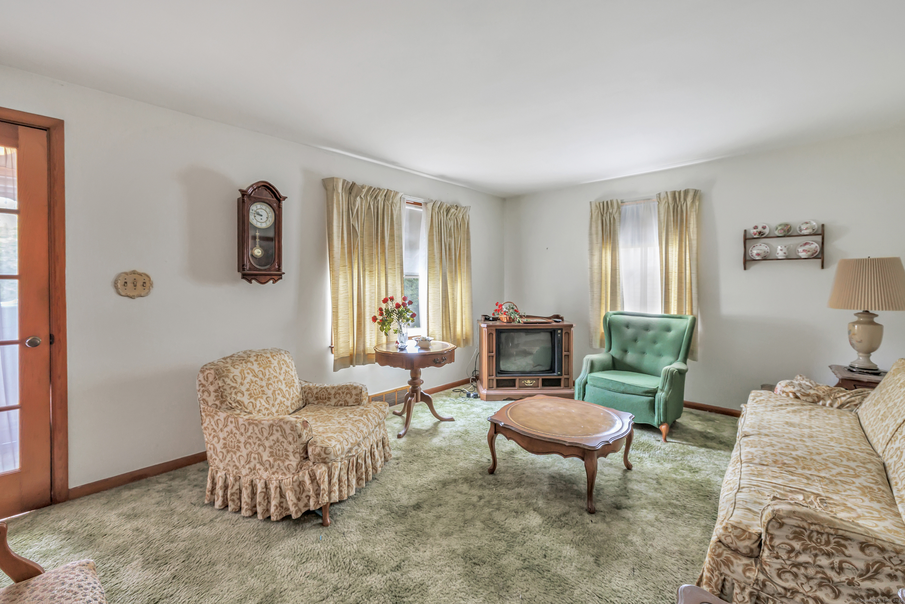 330 Oakwood Street Bridgeport CT 06606