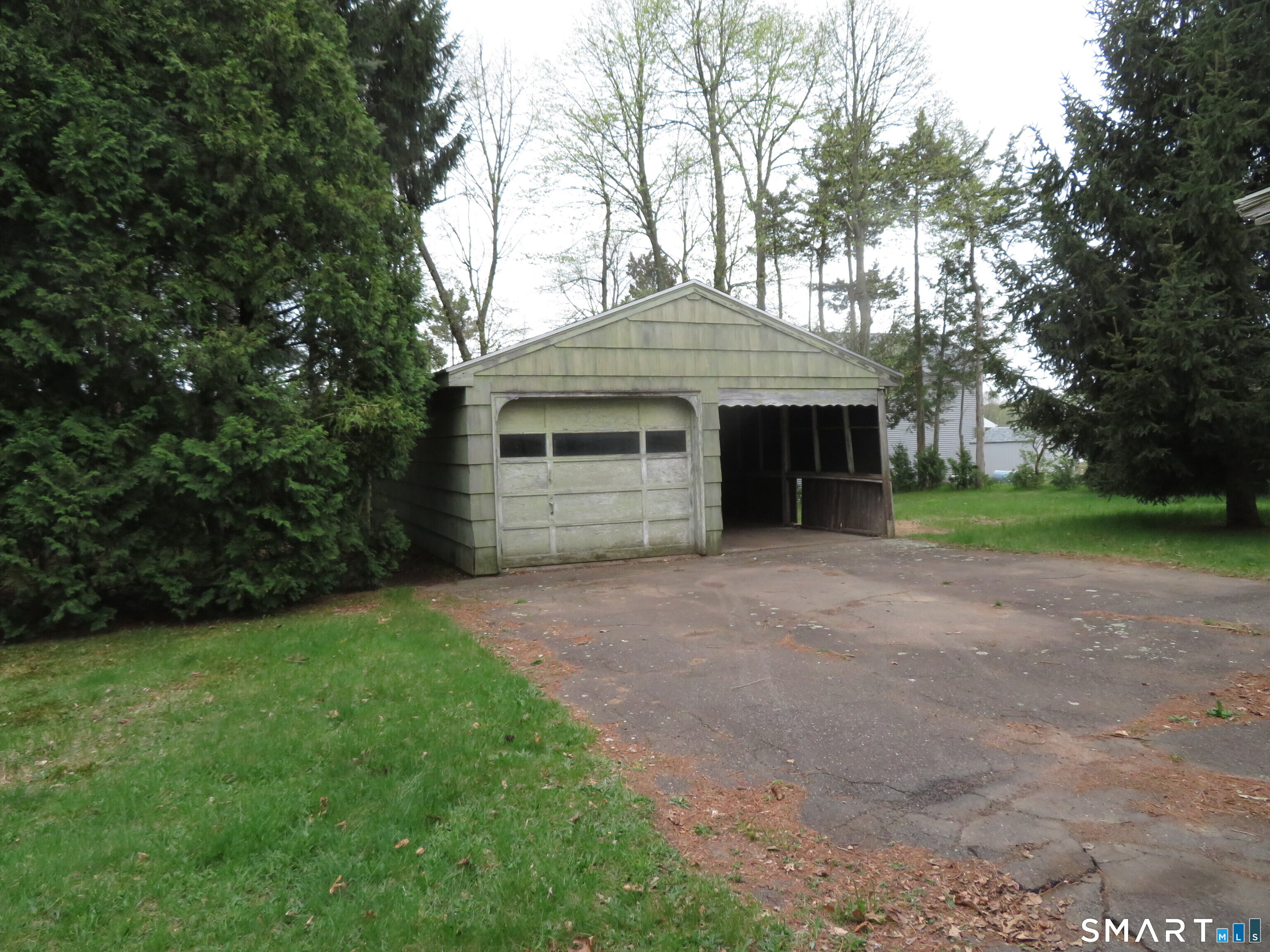 130 Woodland Street Manchester CT 06042