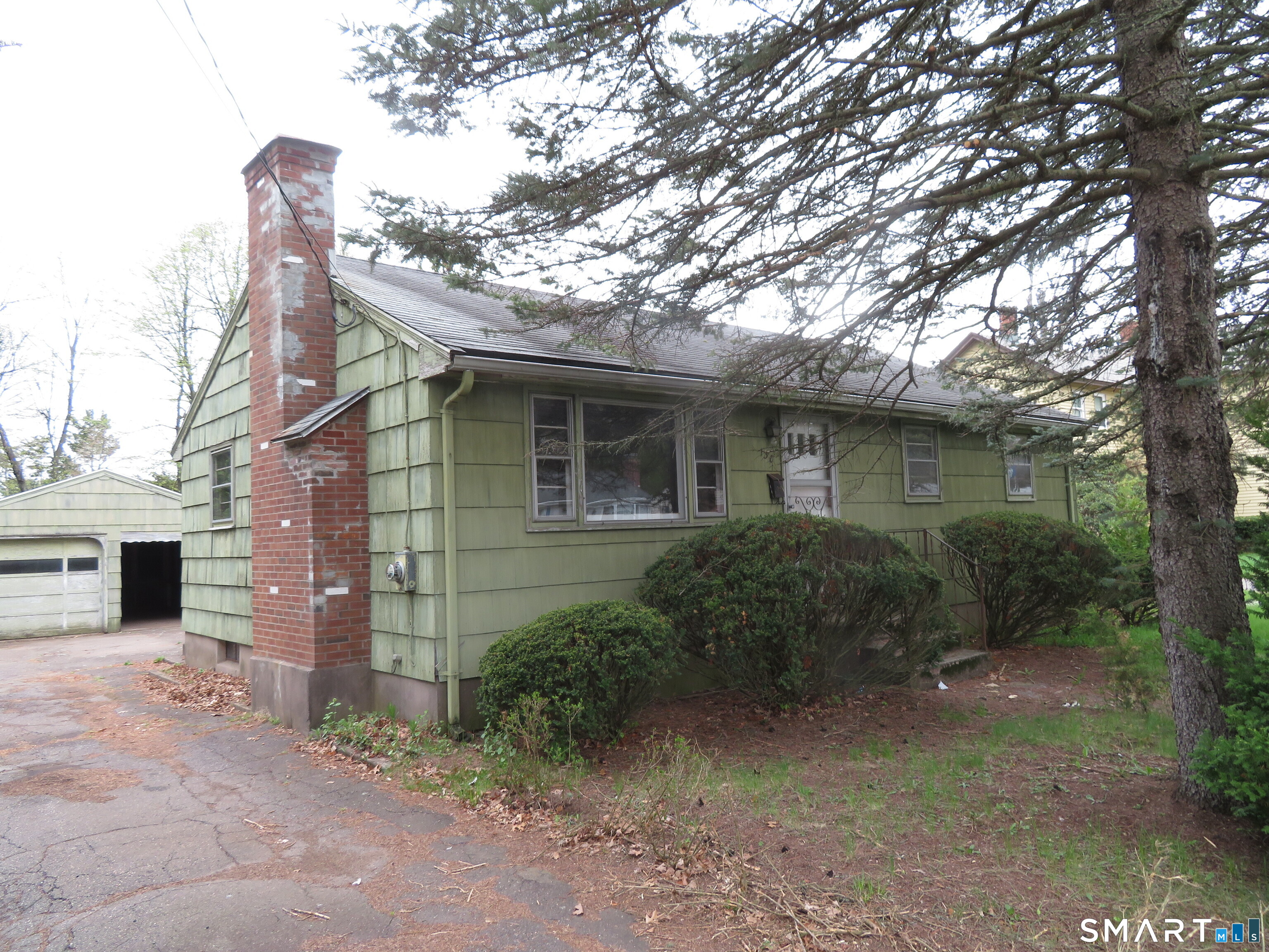 130 Woodland Street Manchester CT 06042