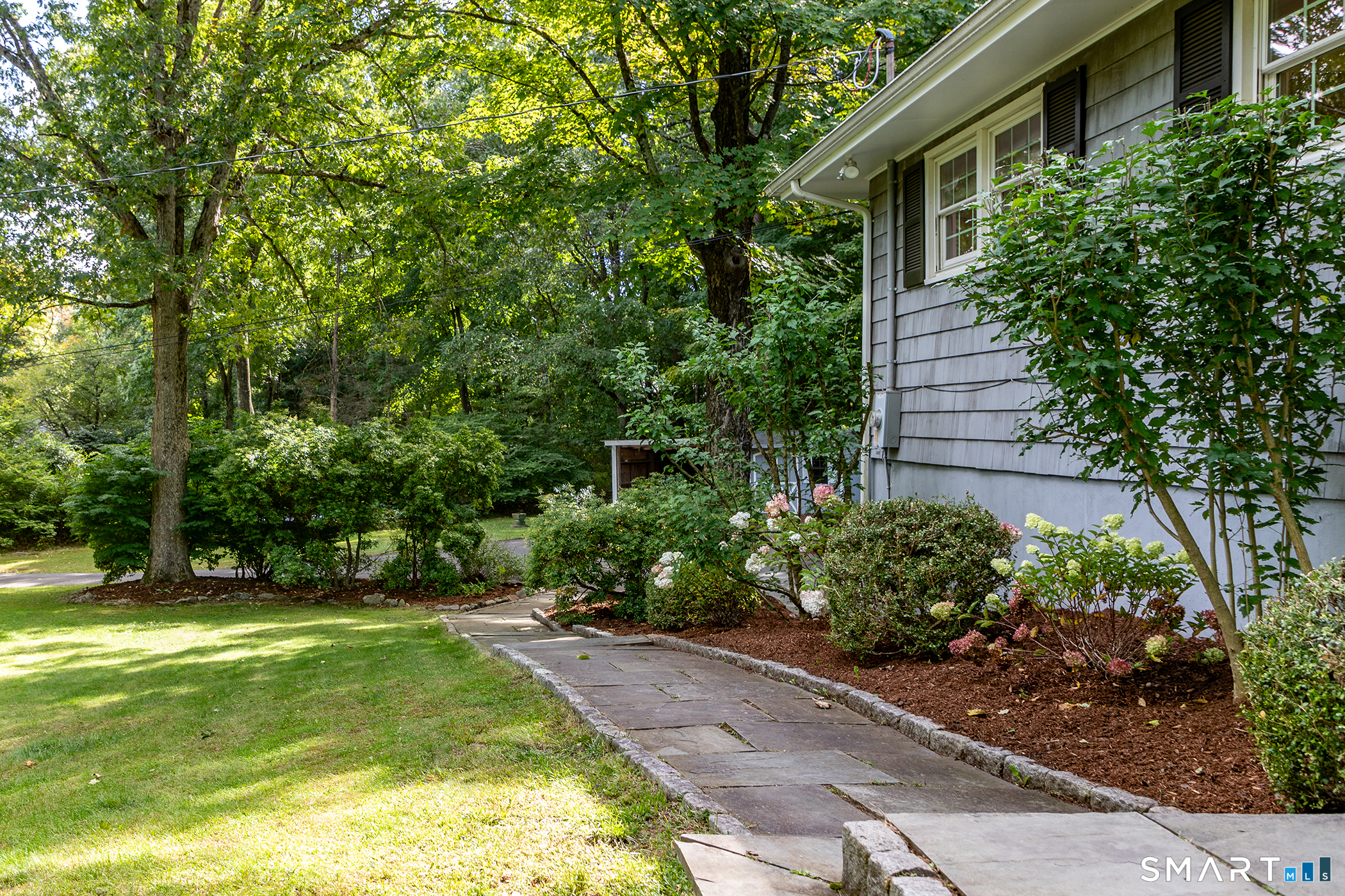 83 Sherman Turnpike Redding CT 06896