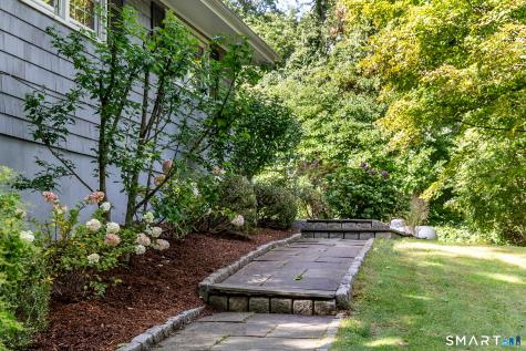 83 Sherman Turnpike Redding CT 06896