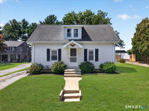 47 Myrock Avenue Waterford CT 06385
