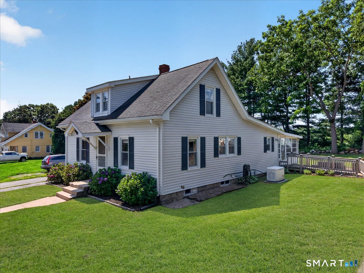 47 Myrock Avenue Waterford CT 06385