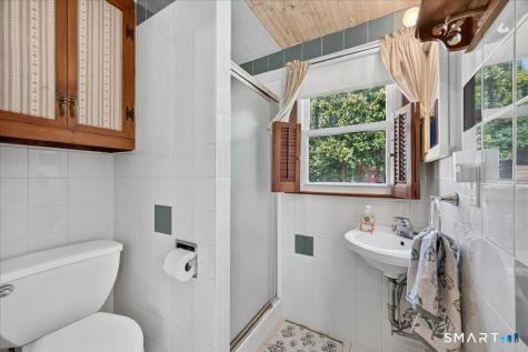 47 Myrock Avenue Waterford CT 06385