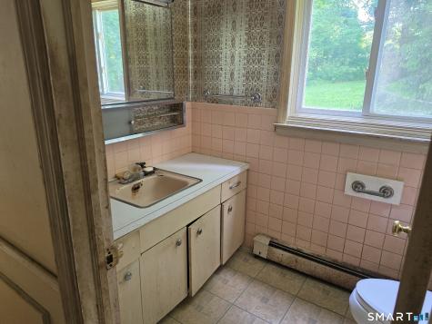 20 Courtland Drive Shelton CT 06484