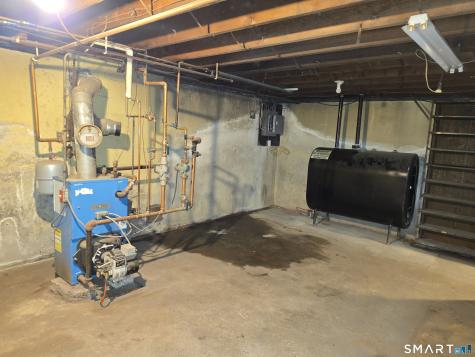 20 Courtland Drive Shelton CT 06484