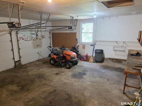 20 Courtland Drive Shelton CT 06484