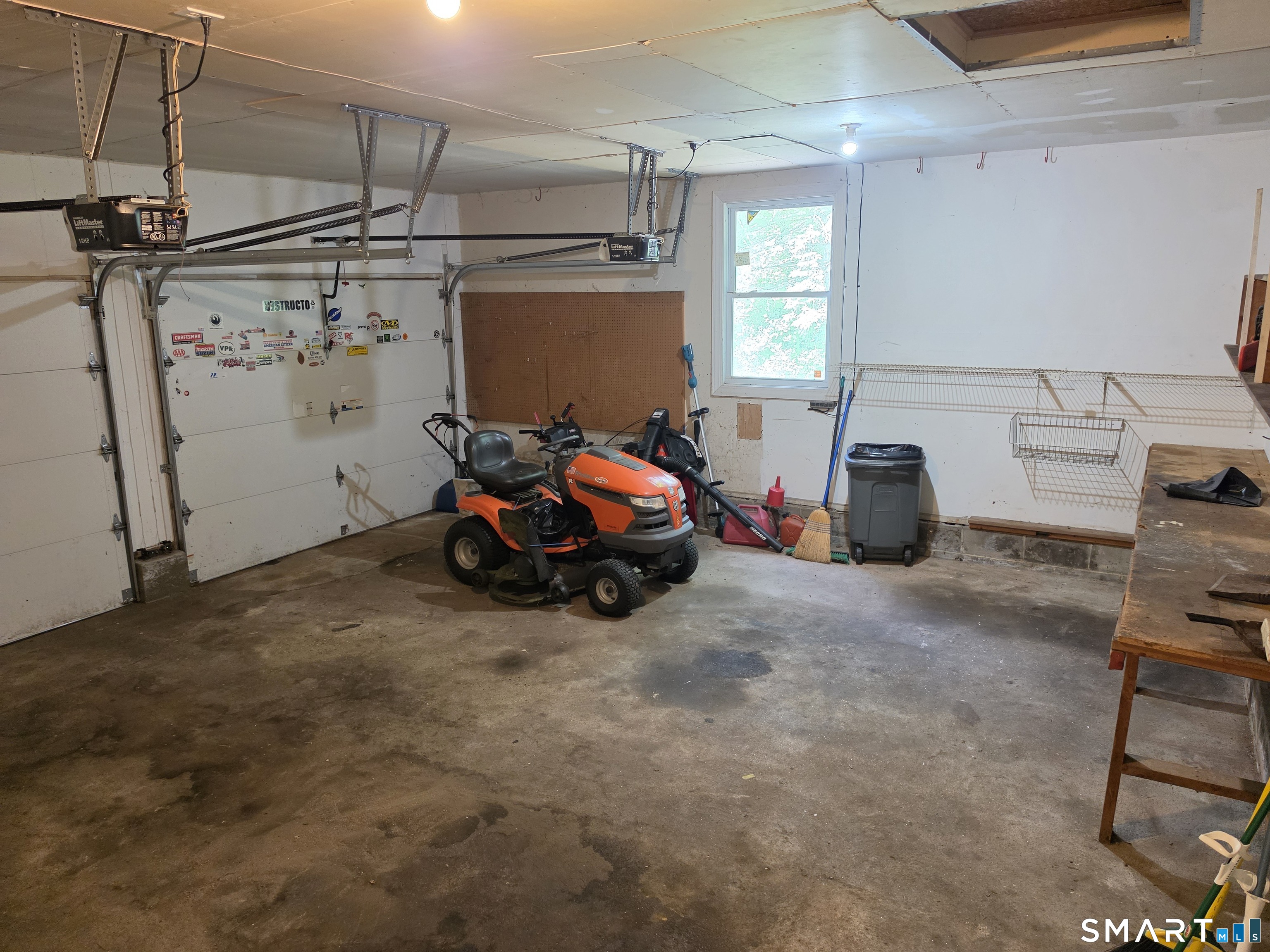20 Courtland Drive Shelton CT 06484