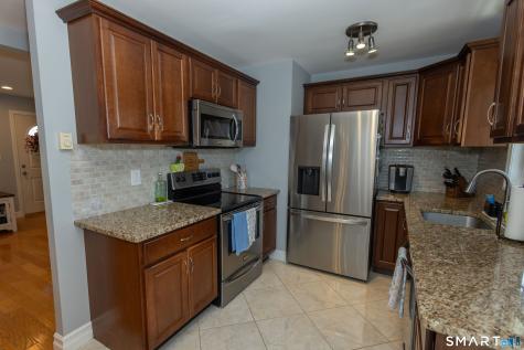 19 Hardwood Road Plainville CT 06062