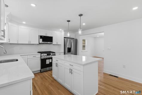 395 Cross Hill Road Monroe CT 06468