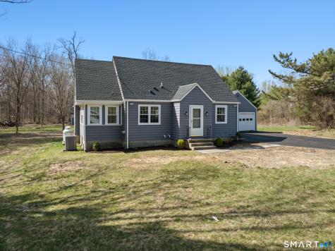 395 Cross Hill Road Monroe CT 06468