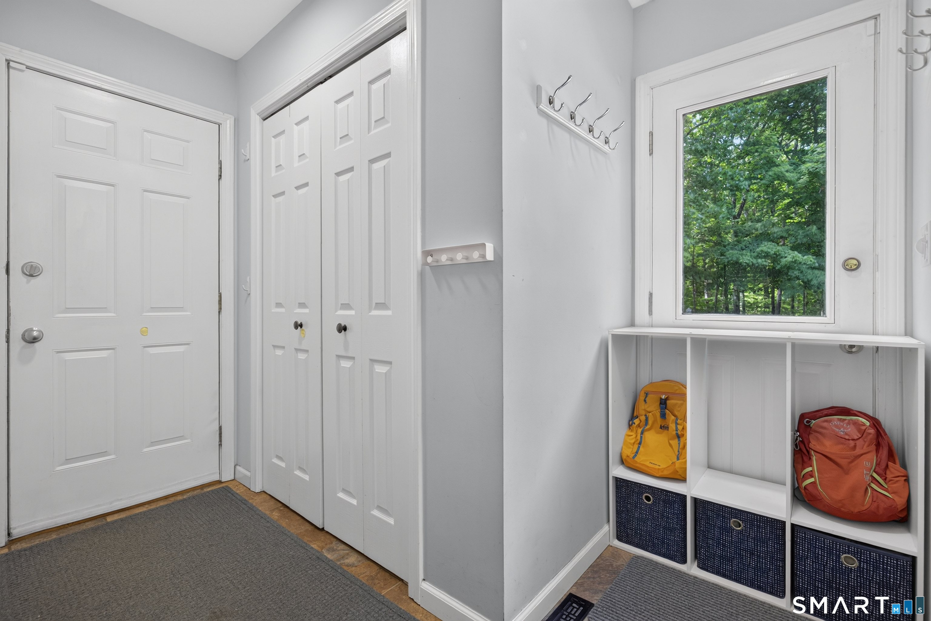 8 Antoinette Lane Guilford CT 06437