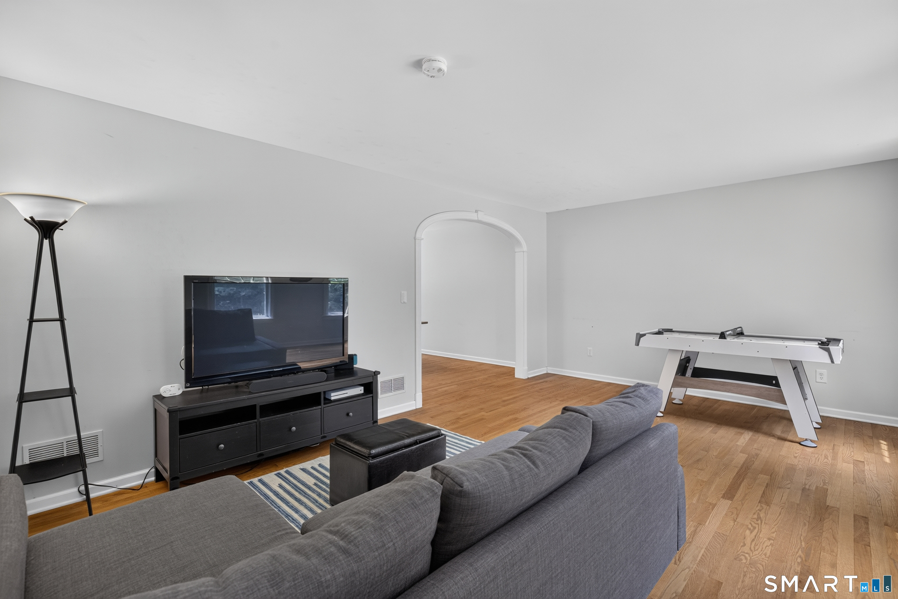 8 Antoinette Lane Guilford CT 06437