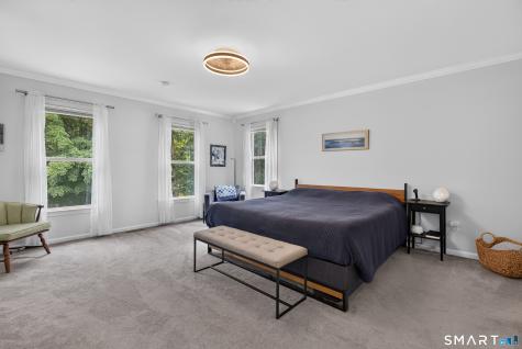 8 Antoinette Lane Guilford CT 06437
