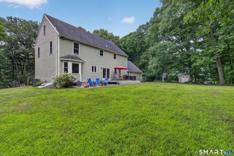 8 Antoinette Lane Guilford CT 06437