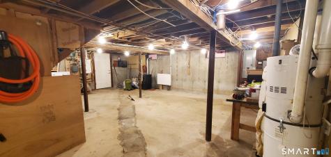 371 Fairwood Road Bethany CT 06524