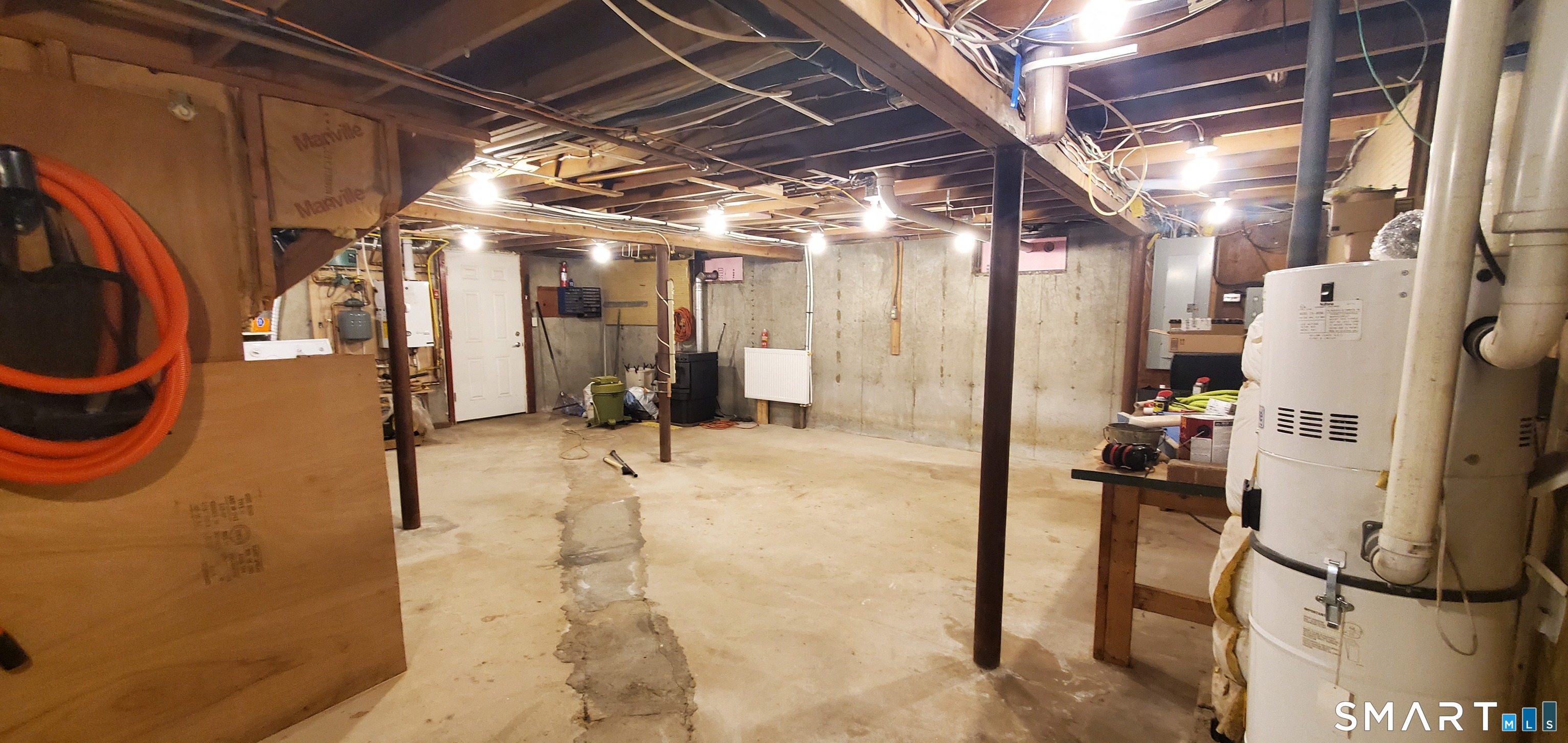 371 Fairwood Road Bethany CT 06524